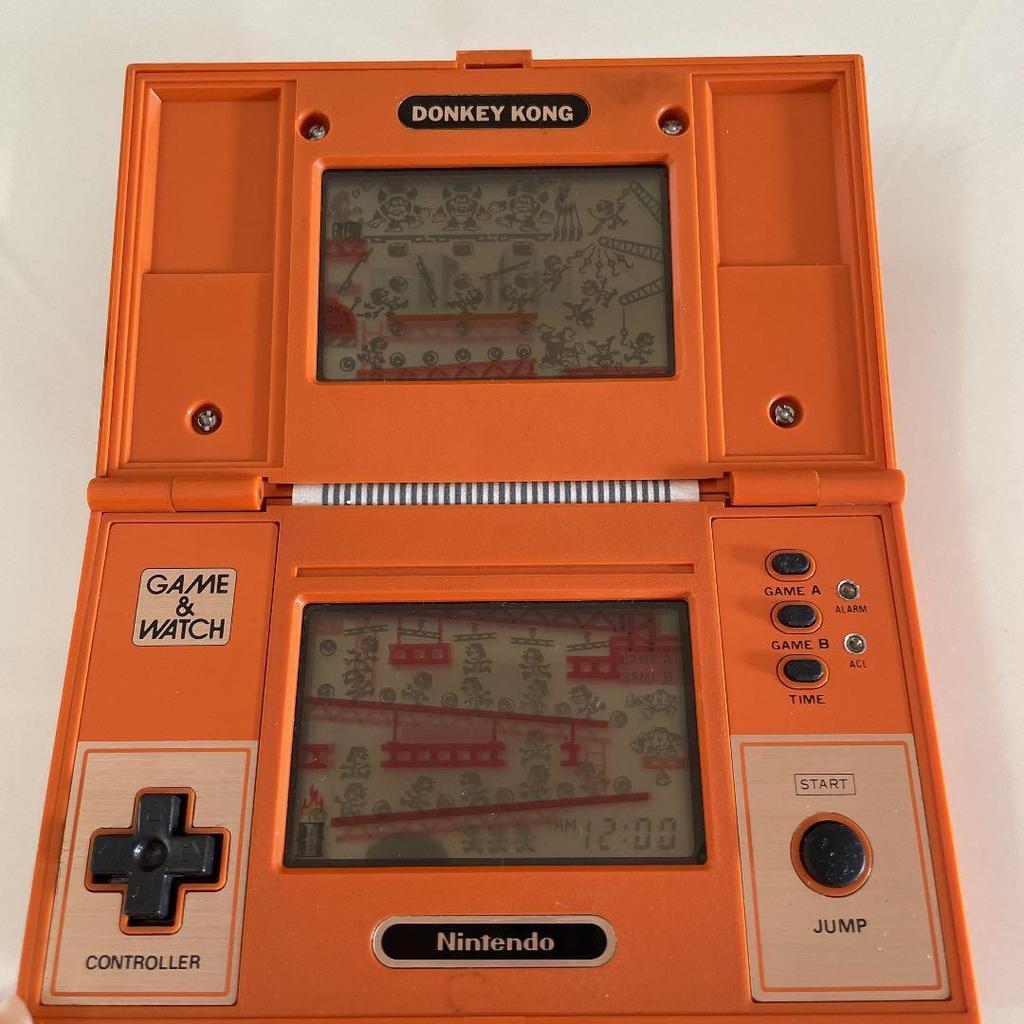 Nintendo Game and Watch - Orange